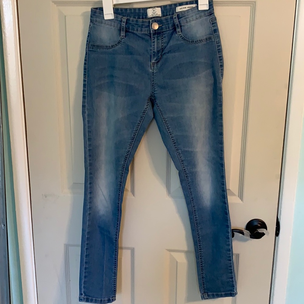 Cotton On. Blue Mid rise jegging. Size USA 6